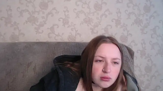 GirlPlayer online show from May 4, 2026, 8:54 am