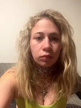 Antoniia69 online show from January 13, 2026, 5:40 pm