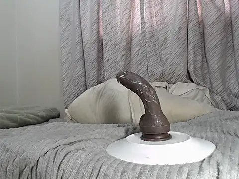 KinkyJXxX online show from June 18, 2026, 9:14 am