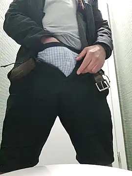 Sebgeneve online show from January 5, 2026, 6:44 pm