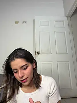  Sweetlove  online show from February 7, 2026, 12:03 am