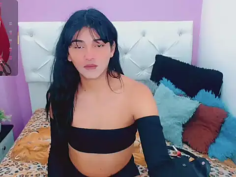 xwetdreamsx online show from December 22, 2025, 8:39 pm