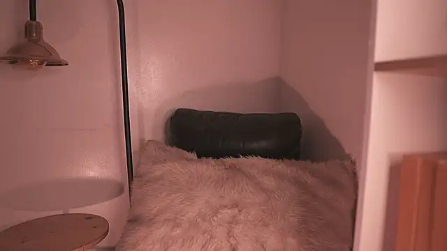 Snapshot of Mackenzie_Lia chatting on December 15, 2025, 8:02 pm Mackenzie Lia online show from December 15, 2025, 8:02 pm