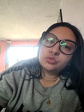 Venus 22 online show from December 16, 2025, 2:44 pm