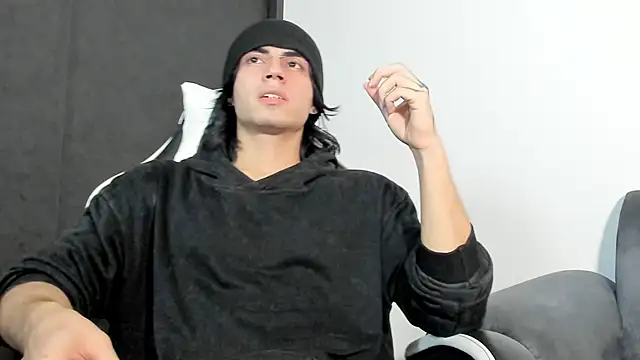 Snapshot of eren_jeager chatting on August 9, 2026, 1:18 am eren jeager online show from August 9, 2026, 1:18 am