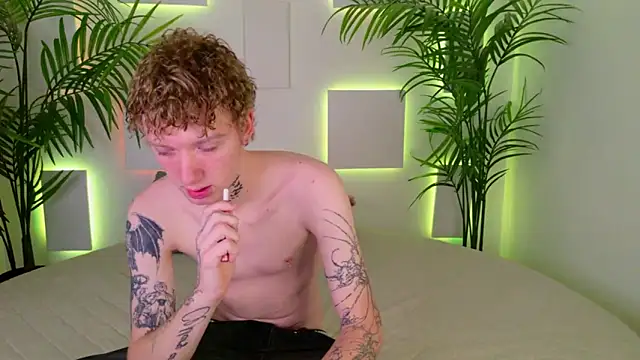 TRAVIS CLAS online show from December 17, 2025, 9:10 pm