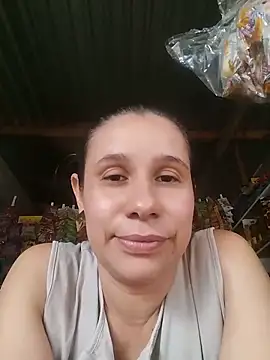MIA-LARIOS online show from June 16, 2026, 10:01 pm