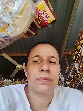 MIA-LARIOS online show from June 17, 2026, 3:35 pm