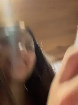 Snapshot of Yunaraa chatting on February 18, 2026, 4:08 am Yunaraa online show from February 18, 2026, 4:08 am