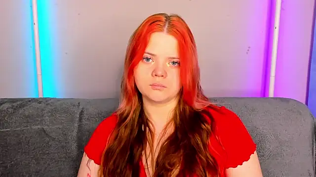 KellyFiery online show from May 3, 2026, 1:11 am