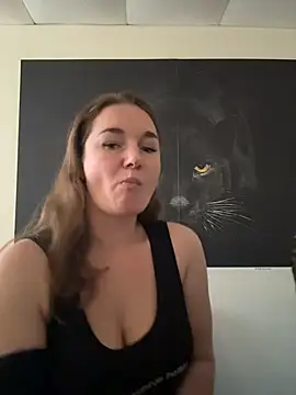 VaryaRose online show from December 3, 2025, 6:32 am