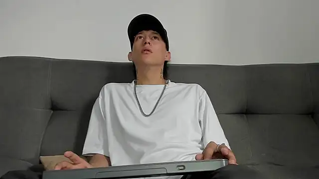 Darsel night online show from December 2, 2025, 7:53 pm