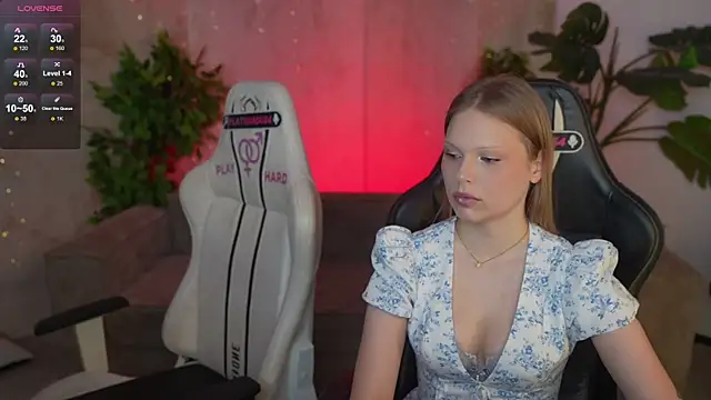 Charlotte Dreams online show from July 30, 2026, 2:49 pm