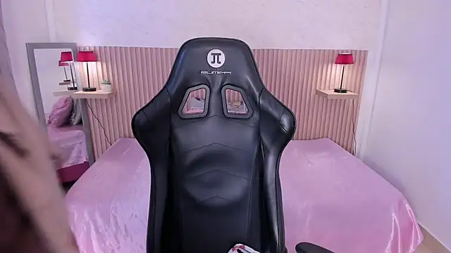 jasmyne anbar online show from February 6, 2026, 9:18 pm