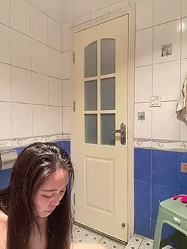 Snapshot of tianwei2567 chatting on February 9, 2026, 2:43 pm tianwei2567 online show from February 9, 2026, 2:43 pm