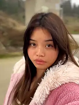 Snapshot of Toffee-00 chatting on February 19, 2026, 7:04 am Toffee-00 online show from February 19, 2026, 7:04 am