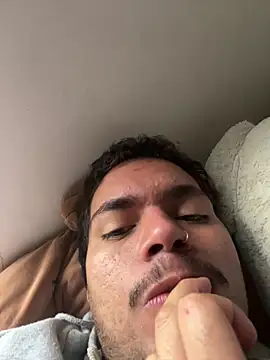 Henry villa23 online show from March 9, 2026, 8:35 pm