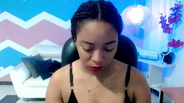 cataleya eebony online show from November 30, 2025, 11:14 am