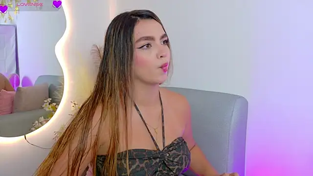 Ambar Carter online show from May 2, 2026, 9:09 pm