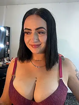 emily acorn online show from November 24, 2025, 6:02 am