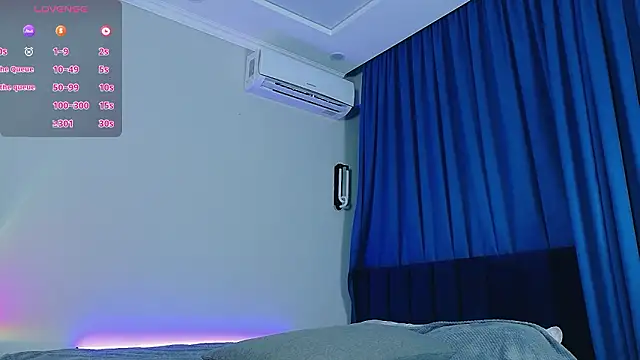 Lina lust  online show from February 10, 2026, 8:35 pm