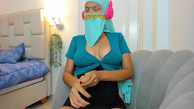 Dalia hatemm online show from February 4, 2026, 10:26 pm