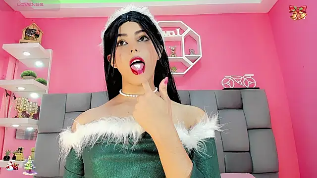 DaleskaSanchez online show from December 19, 2025, 8:27 pm