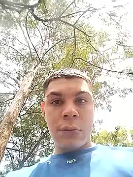Snapshot of sebastianfelipe chatting on May 13, 2026, 4:15 pm sebastianfelipe online show from May 13, 2026, 4:15 pm
