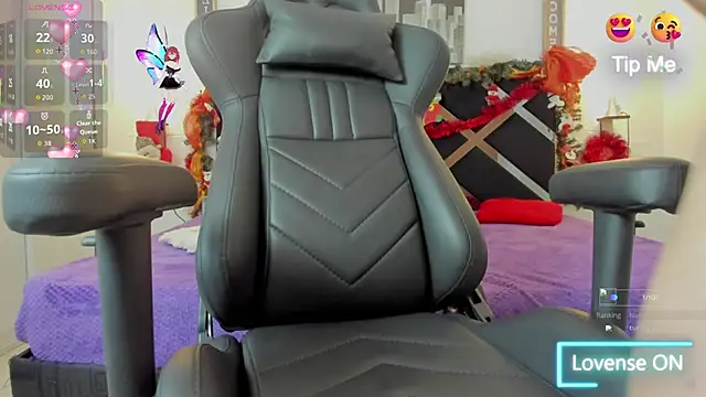 Snapshot of mask_red_girl chatting on December 4, 2025, 12:58 pm mask red girl online show from December 4, 2025, 12:58 pm