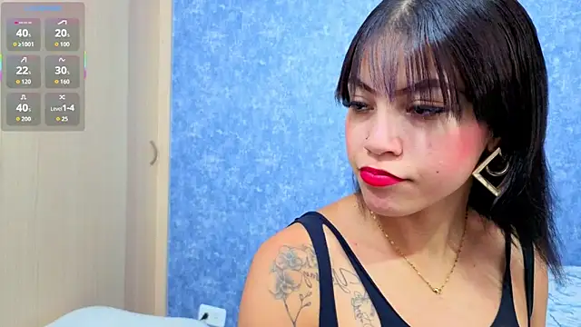 Malia fox online show from May 3, 2026, 7:31 pm