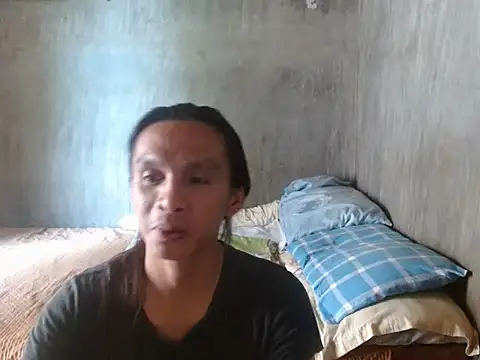 Snapshot of lovelycarla32 chatting on June 23, 2026, 12:08 am lovelycarla32 online show from June 23, 2026, 12:08 am