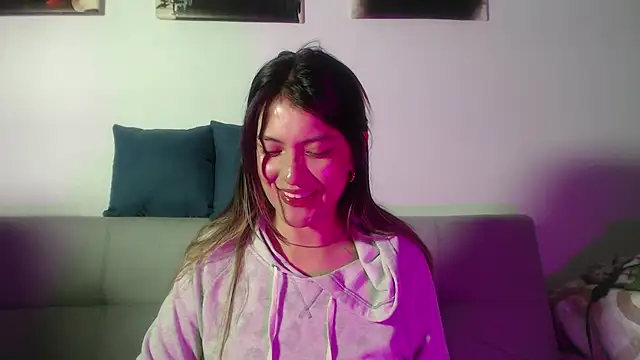 hanna  jones7 online show from March 19, 2026, 12:25 am