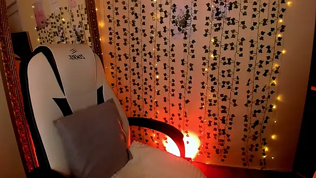 Snapshot of lovelyy_julia chatting on March 5, 2026, 5:03 am lovelyy julia online show from March 5, 2026, 5:03 am