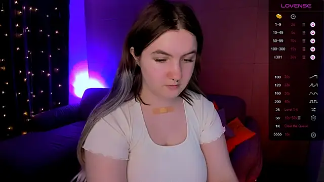 Snapshot of lovelyy_julia chatting on March 16, 2026, 8:18 am lovelyy julia online show from March 16, 2026, 8:18 am