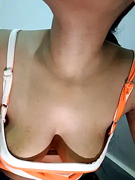 Daily lust online show from May 19, 2026, 6:58 pm
