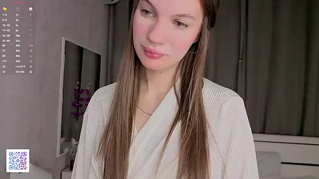 NeliaVandresar online show from December 18, 2025, 4:18 am