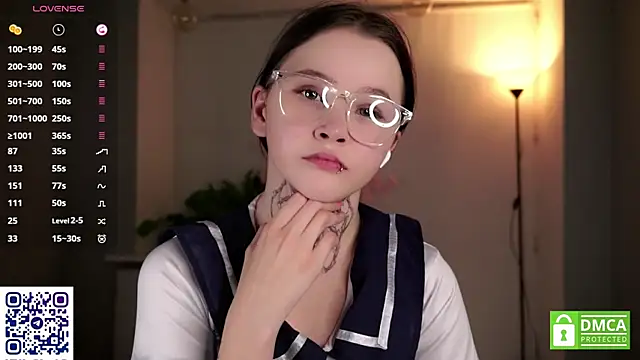 CaroleMyers online show from November 24, 2025, 7:02 pm