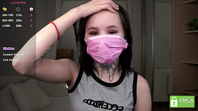 CaroleMyers online show from December 3, 2025, 8:29 pm