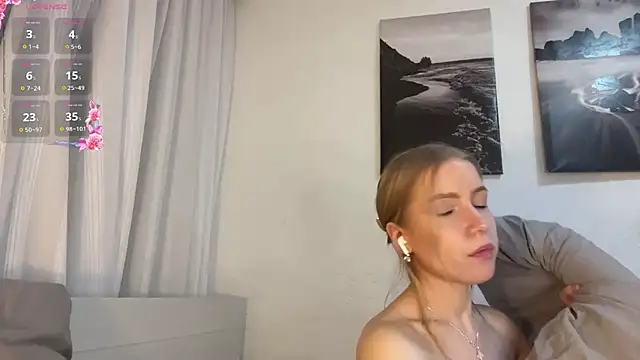 Alice meow15 online show from January 18, 2026, 1:42 am