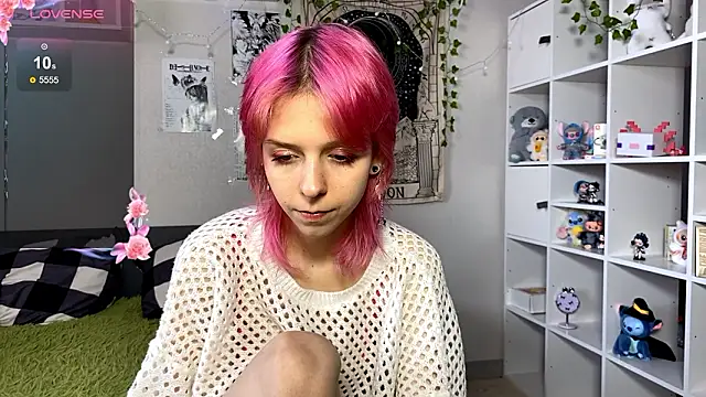 FairyLuna online show from March 11, 2026, 10:10 am