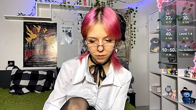 FairyLuna online show from March 18, 2026, 7:06 pm