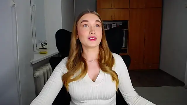 AnyaSmack online show from February 16, 2026, 2:46 pm