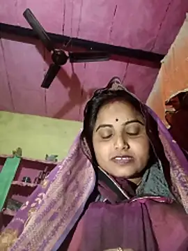 Snapshot of Pooja_hote chatting on December 19, 2025, 11:12 pm Pooja hote online show from December 19, 2025, 11:12 pm