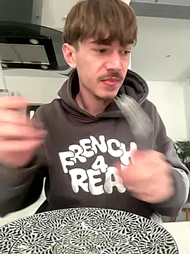 vicoo077 online show from November 22, 2025, 12:48 pm