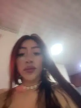 DAKOTA SAKURA online show from April 26, 2026, 3:21 pm