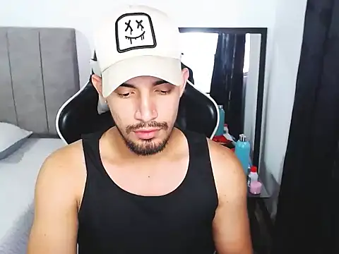 Snapshot of miller_cuper chatting on December 14, 2025, 2:55 pm miller cuper online show from December 14, 2025, 2:55 pm