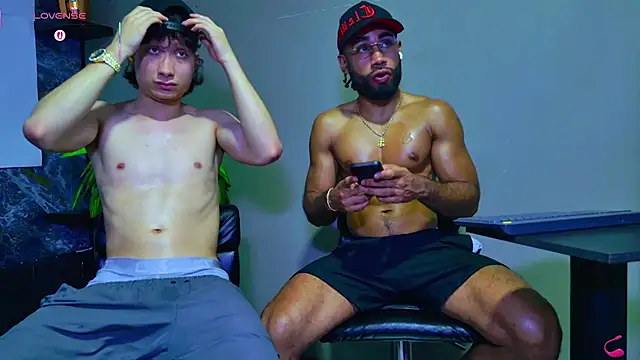 Luca Fuego online show from December 4, 2025, 3:38 am