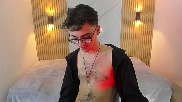 Snapshot of Im_Dayros chatting on November 26, 2025, 7:48 pm Im Dayros online show from November 26, 2025, 7:48 pm