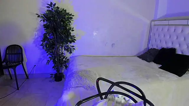 Snapshot of Im_Dayros chatting on November 28, 2025, 7:49 pm Im Dayros online show from November 28, 2025, 7:49 pm