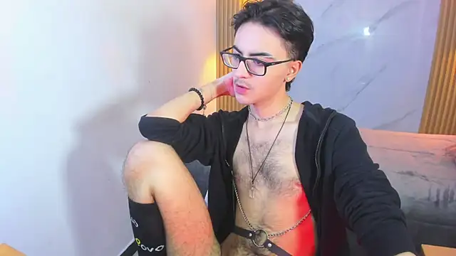 Snapshot of Im_Dayros chatting on December 15, 2025, 3:33 am Im Dayros online show from December 15, 2025, 3:33 am